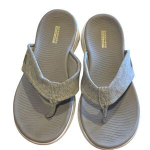 skechers yoga max flip flops